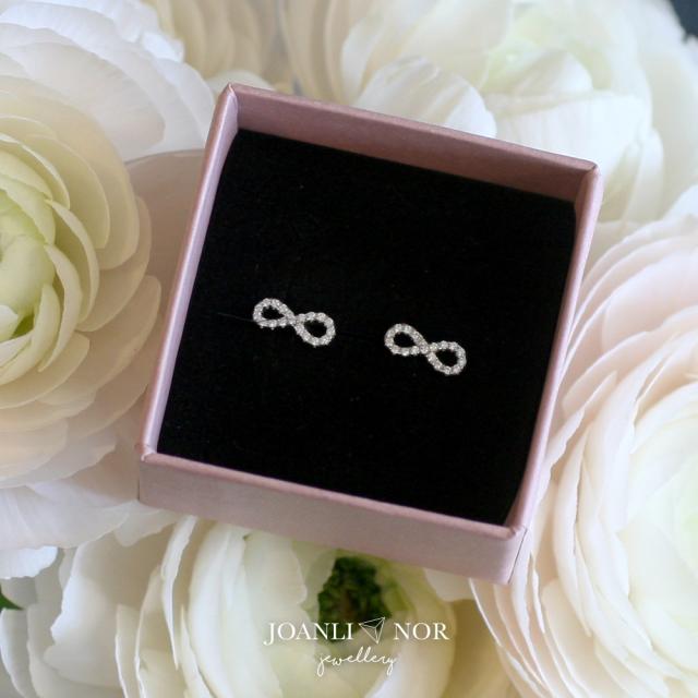Joanli Nor - Ohrstecker Infinity Zirkonia